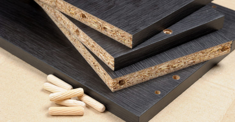 Compensado-plastificado_conhea-as-caractersticas-e-utilidades-desse-material