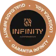 Selo circular da Infinity Compensados com a palavra “Infinity” no centro e textos “Qualidade Infinity”, “Logística ágil” e “Garantia Infinity” ao redor.